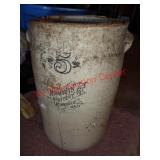 WESTERN 5 GAL BUTTER CHURN CROCK - CRACKED