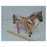 Metal horse deco