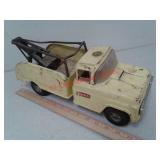 Vintage Buddy L metal tow truck toy
