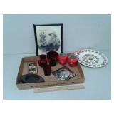 Red glassware, strawberry sugar dishes, Dome