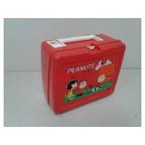 Vintage Peanuts cartoon lunch box and Snoopy