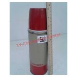 Vintage Hiawatha thermos with lids