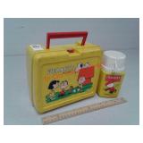 Peanuts Charlie Brown plastic lunch box and