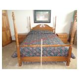 THOMASVILLE QUEEN BED & 2 NIGHTSTANDS