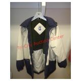 CS SIGNATURE LADIES COAT SIZE LARGE