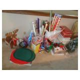 CHRISTMAS DECO, WRAPPING PAPER & GIFT BOXES