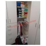 LADIES SHOES IN BOXES - HANGERS +++