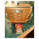 LONGABERGER BASKET W/ LID - 9.5" WIDE X 7.5" TALL