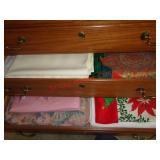 TABLE CLOTHS, PLACEMATS