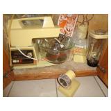 OSTER KITCHEN CENTER MIXER W/ ATTACHMENTS