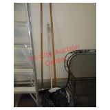 3 BROOMS, POTTING SOIL