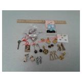 Assorted jewelry