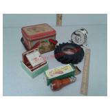 Vintage items - Elgin travel alarm clock,