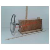 Creative play things steering wheel on wood