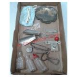 Vintage glass toy doll baby bottles, shoe horns,