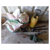 2 FISKARS LOPERS, 3 BAGS LIME, SPRAYER +++