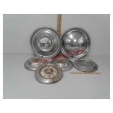 6 vintage hubcaps