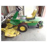 JOHN DEERE F525 RIDING LAWN MOWER - 48" DECK