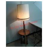> End table floor lamp - in good working condition