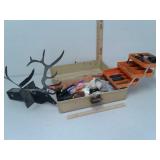 Elk receiver hitch, various gun accessories in