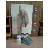 Hoover SteamVac carpet cleaner + attachments