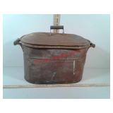 Vintage antique large copper pot & lid