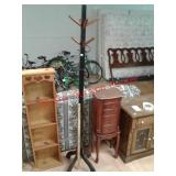 Coat tree stand