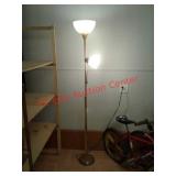 3 way adjustable standing lamp, tested and