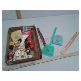 Various advertising items - rulers, scrapers,