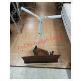 Metal snow plow with handle