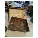 Top of car cargo luggage storage box
Latch