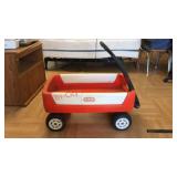 Little Tikes plastic wagon