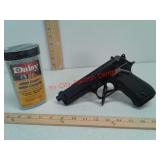 Daisy Powerline 340 BB pistol gun with 4000 count