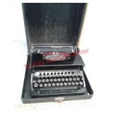 Vintage Corona glass key typewriter in case