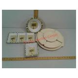 Plastic relish serving dish with lids + + +