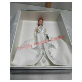 Silkstone Body Barbie doll in box Joyeau