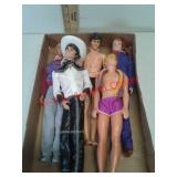 5 Barbie Ken dolls