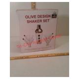 Olive design shaker martini drink set new in box