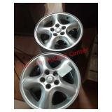 > set of four 2002 Ford Taurus tire rims