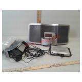 Delphi portable XM radio stereo w/ transmitter,