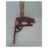 Cast iron hog / pig porch bracket