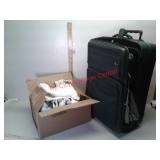 2 suitcases luggage and blankets / towels