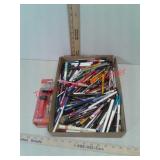 Lot of advertising pens & Pez dispenser