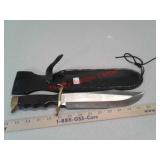 Coast hunting knife with sheath