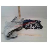 Ladies Rock Revival 34r jeans and American