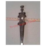 Dagger with metal sheath with lions head and