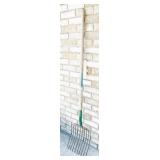 Ames Bedding Fork
