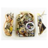 Vintage & Costume Jewelry