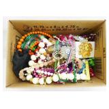 Vintage & Costume Jewelry