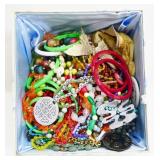Vintage & Costume Jewelry